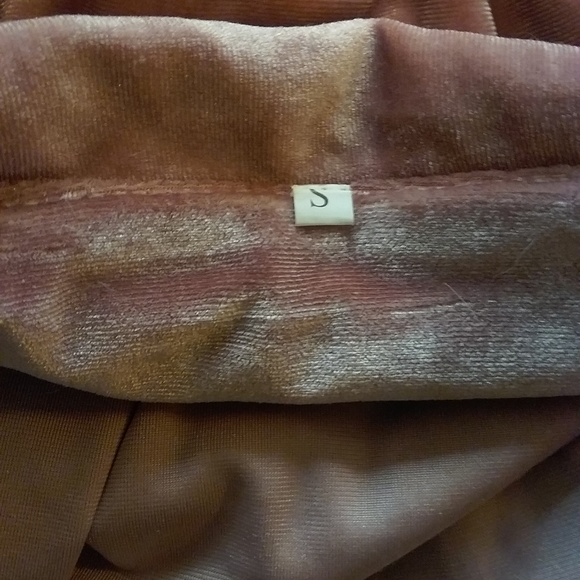 SHEIN Velvet Blush Pajamas ☺ 💤 Size Small - Picture 10 of 16